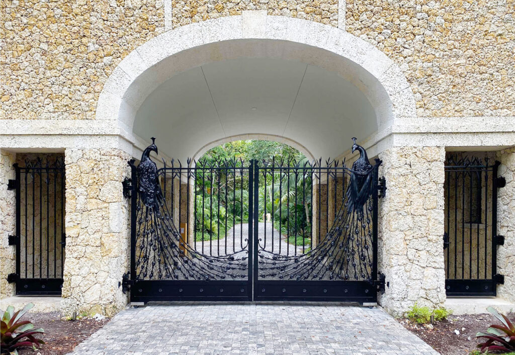 Inspired by nature Peacock vehicular gate