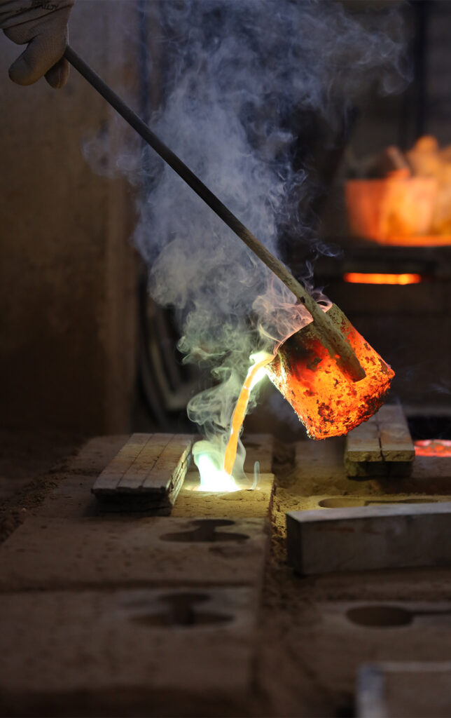 Sand casting process of the fauna of the gate